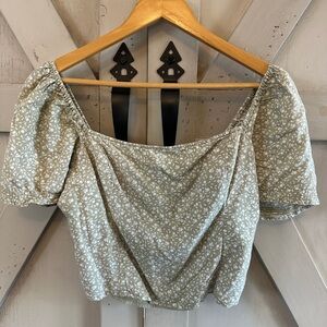 Abercrombie & Fitch Floral Puff Sleeve Crop Top